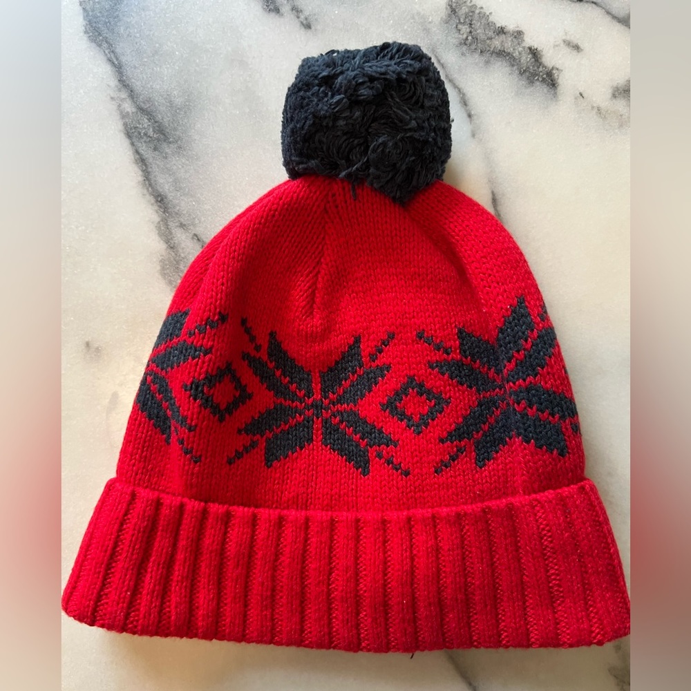 Gap Red/Navy FairIsle Pom Pom beanie